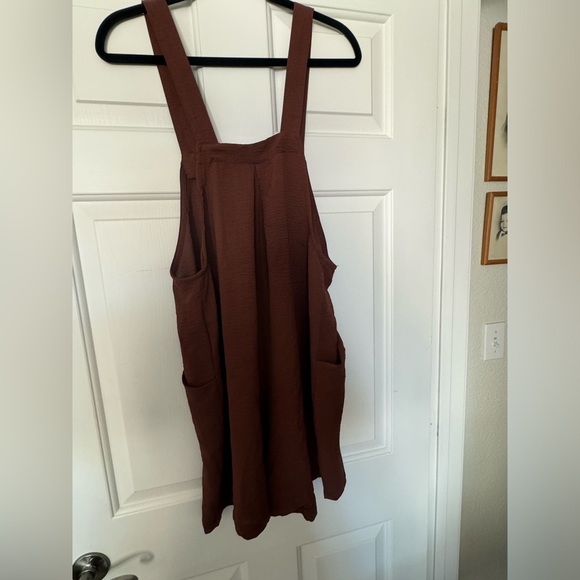 Loose Leg Overall Jumper Shorts Amazon NEW - Picture 3 of 6